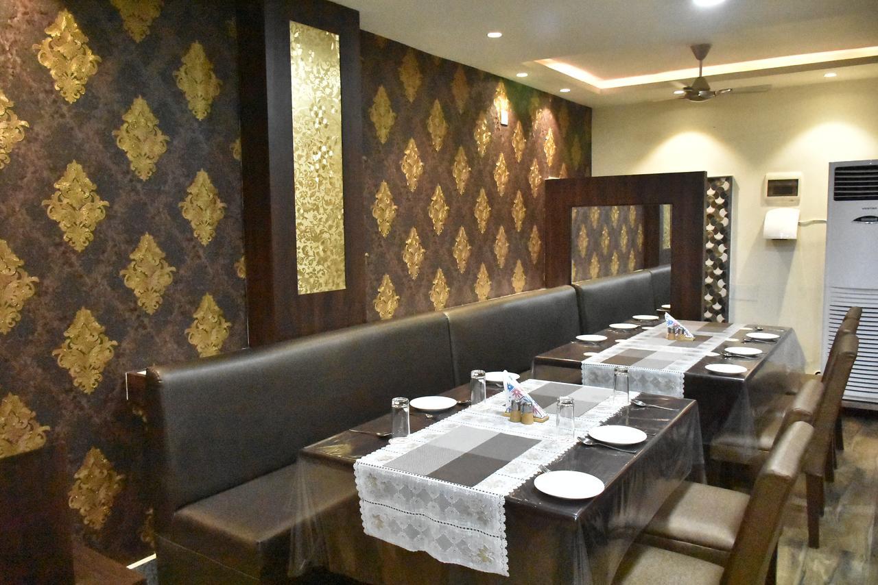 Hotel Daftari Palace Kishanganj Bagian luar foto