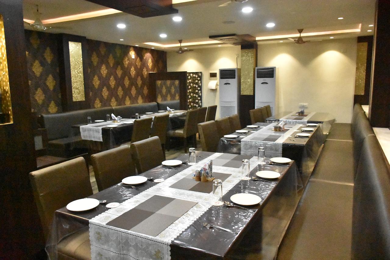 Hotel Daftari Palace Kishanganj Bagian luar foto