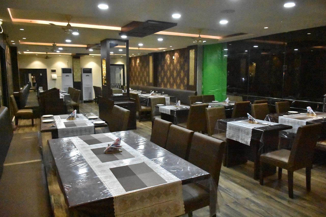 Hotel Daftari Palace Kishanganj Bagian luar foto